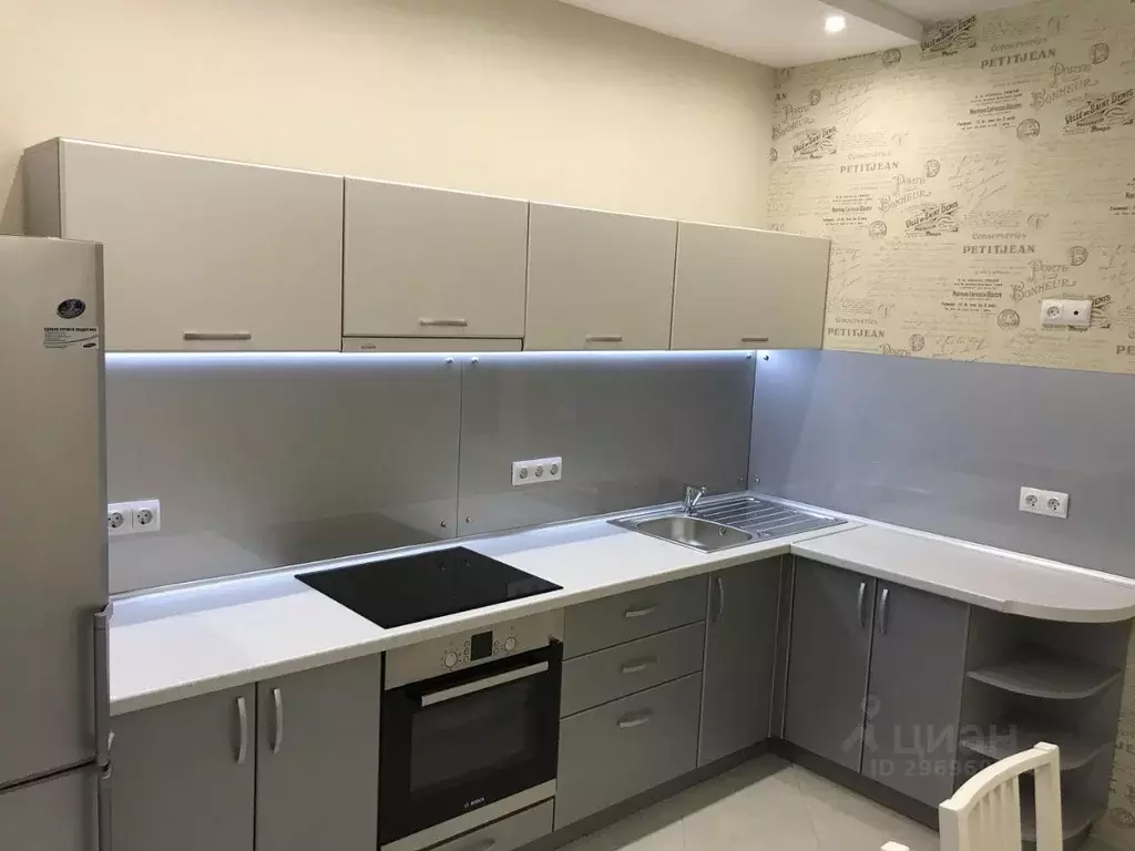 1-к кв. Омская область, Омск ул. Красный Путь, 105к2 (40.0 м) - Фото 2