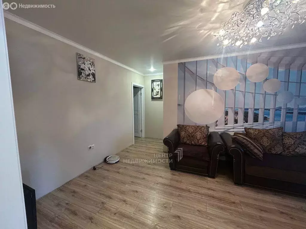 3-комнатная квартира: Казань, улица Белинского, 33 (58 м) - Фото 1