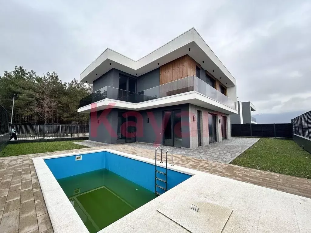 Дом в Краснодарский край, Геленджик Персиковый сад мкр, 258 (260 м) - Фото 1