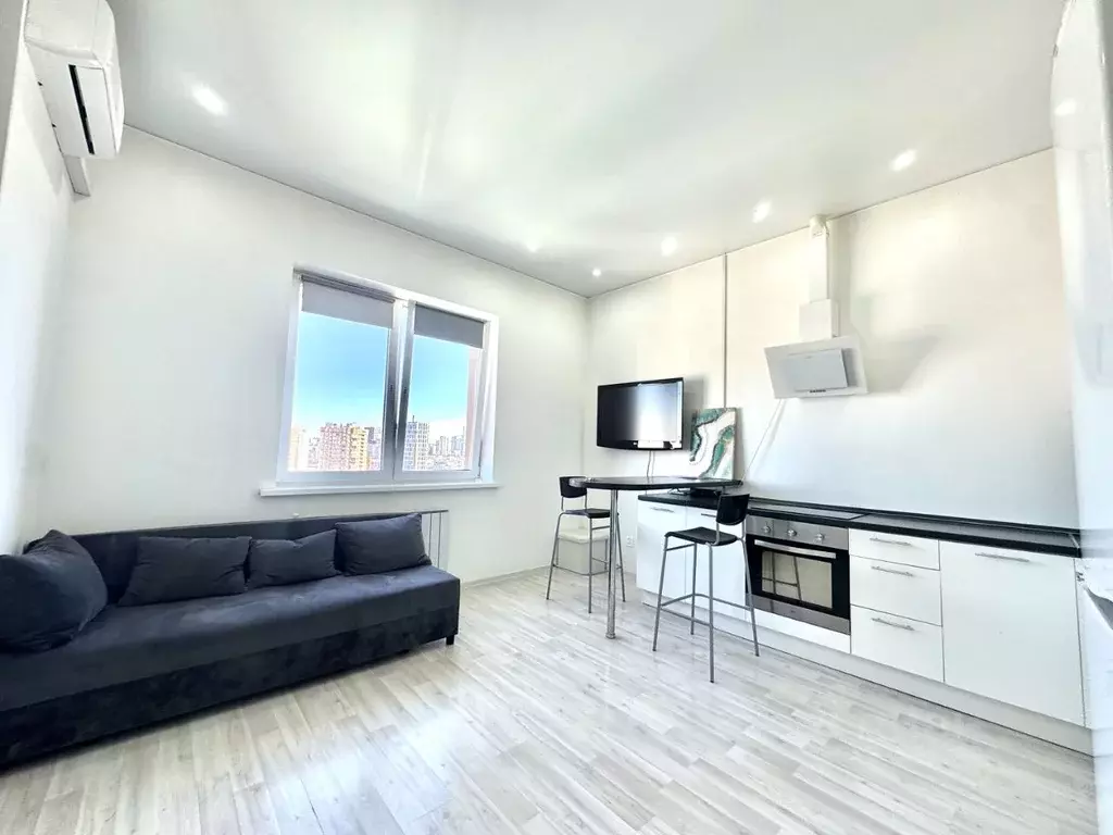 2-к кв. Башкортостан, Уфа Айская ул., 18/1 (42.0 м) - Фото 1