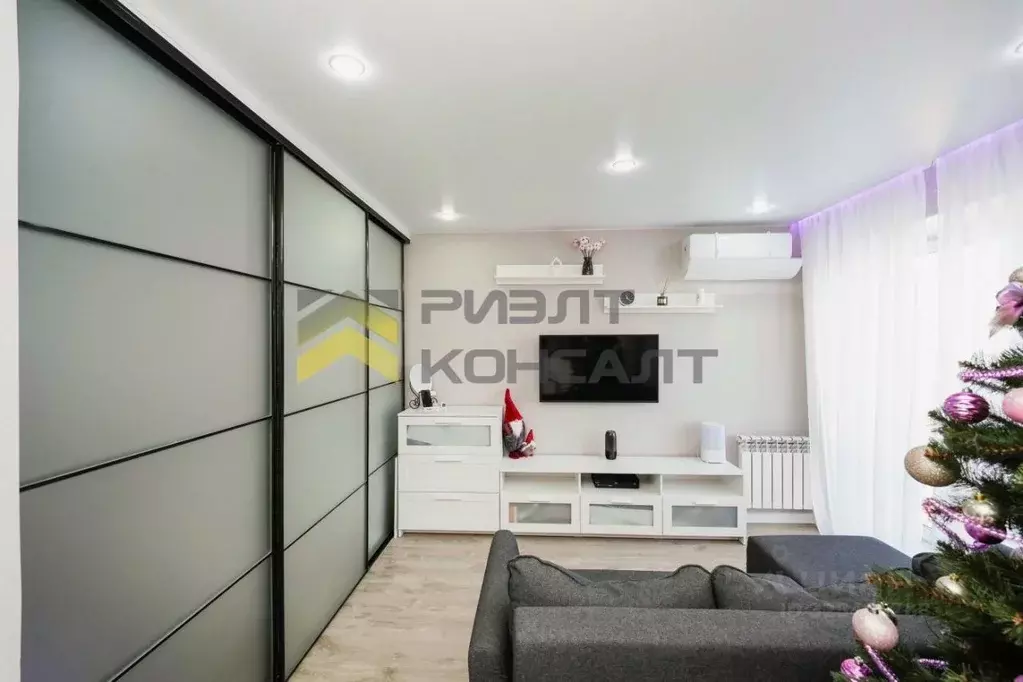 1-к кв. Омская область, Омск ул. Успенского, 31В (42.0 м) - Фото 1