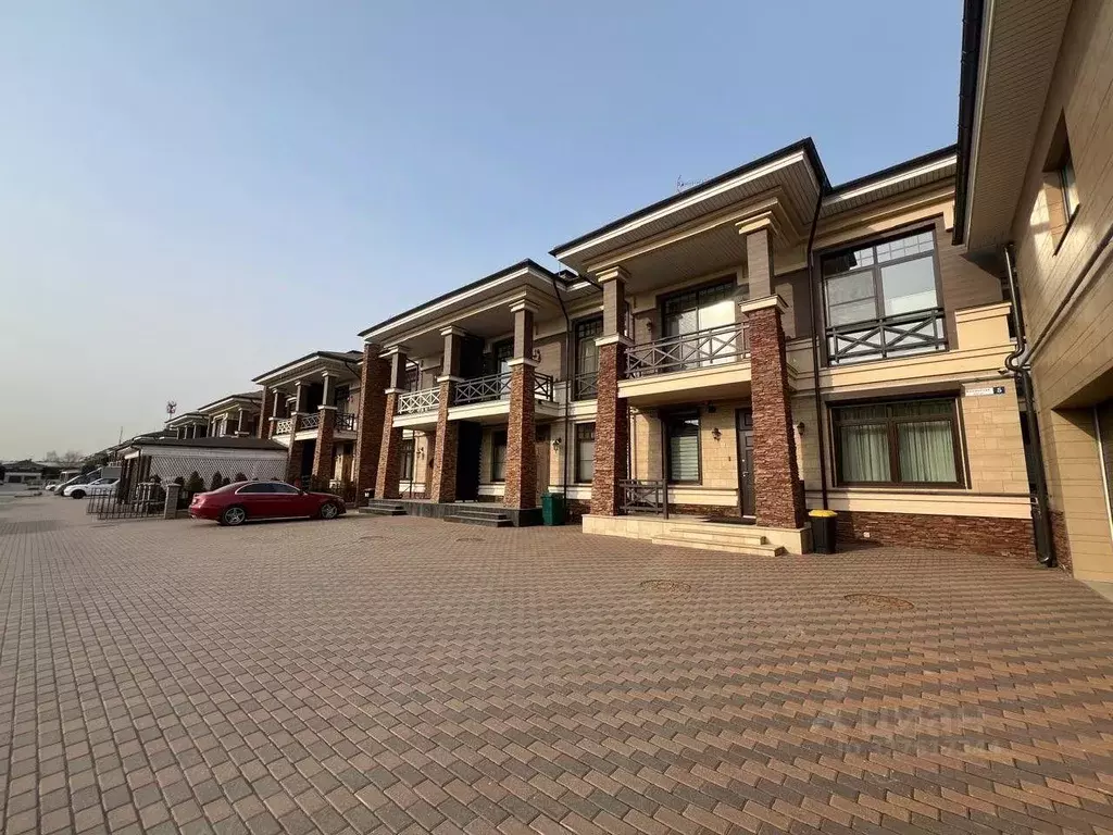 Таунхаус, 440 м - Фото 1