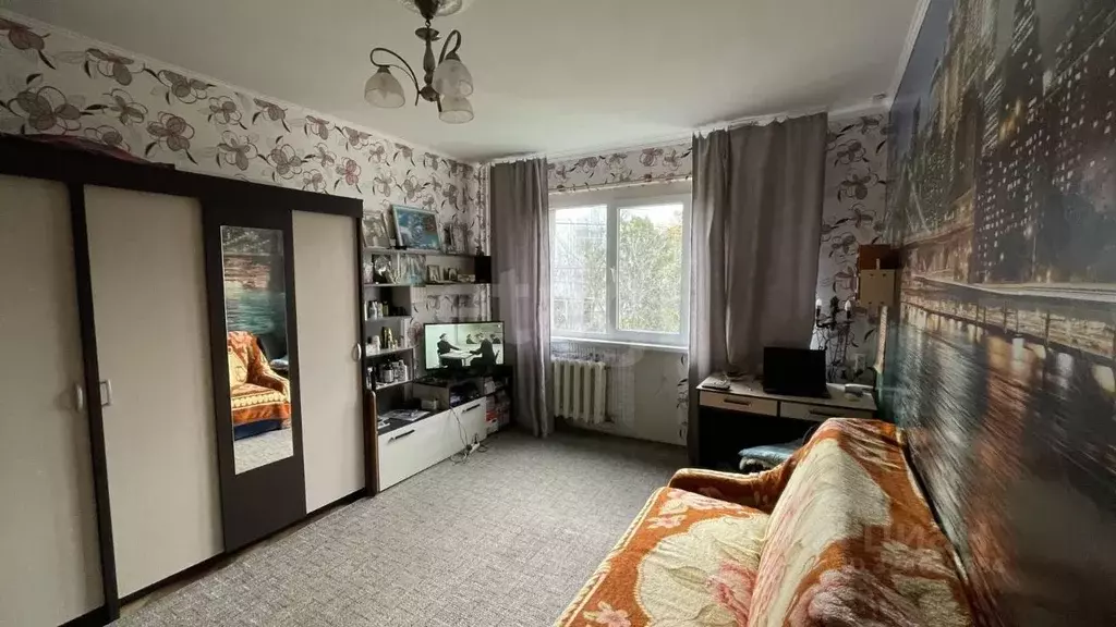 1-к кв. Крым, Черноморское пгт ул. Димитрова, 18 (34.6 м) - Фото 1