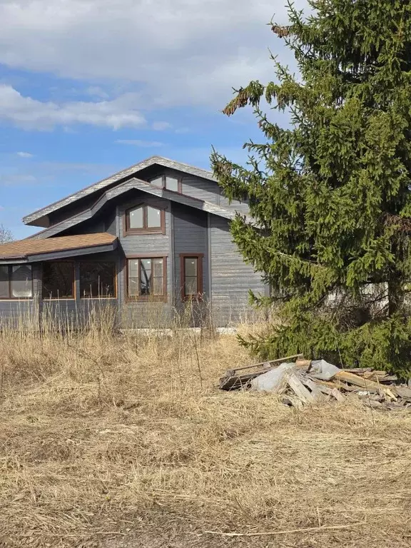 Дом в Ленинградская область, Волховский район, Потанинское с/пос, д. ... - Фото 1