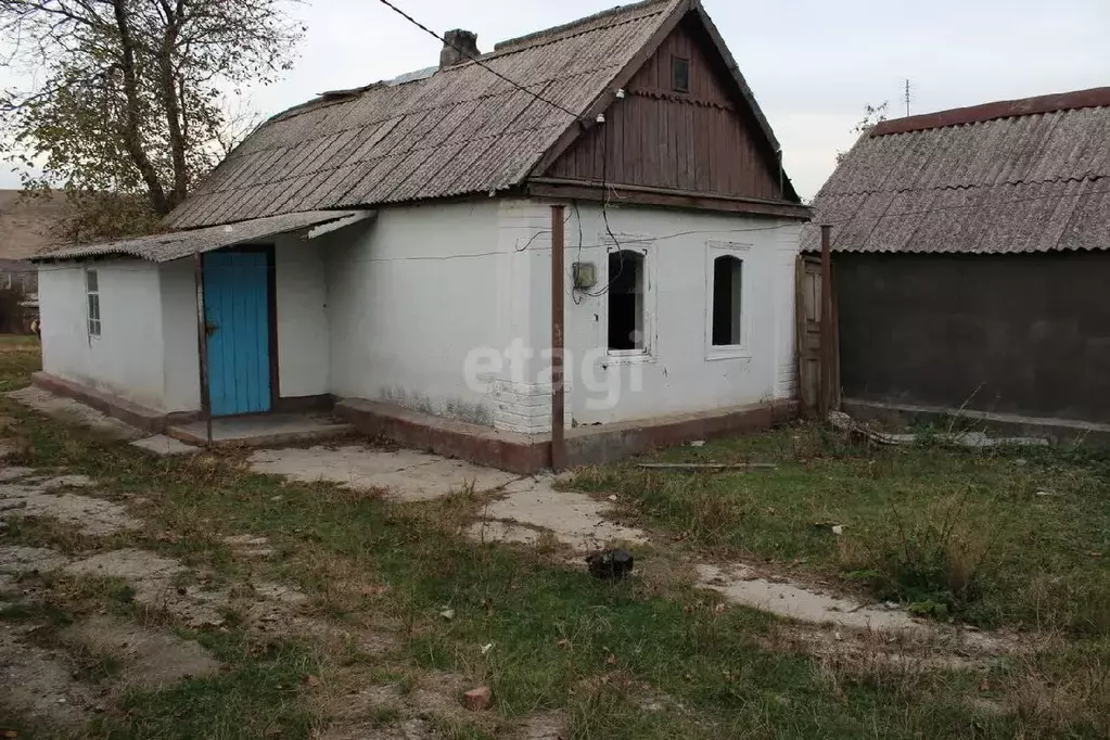 Дом в Карачаево-Черкесия, Усть-Джегутинский район, с. Важное  (33 м) - Фото 0