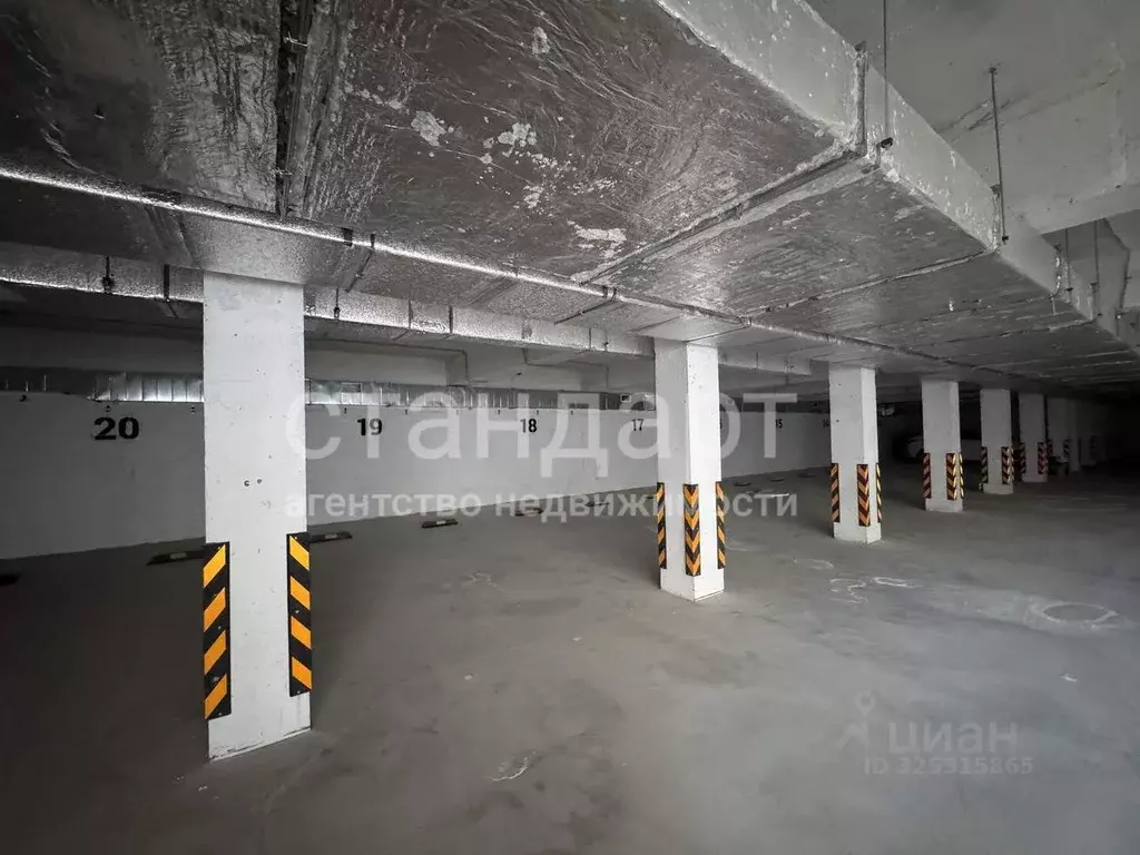 Гараж в Ставропольский край, Ессентуки Октябрьская ул. (20 м) - Фото 1