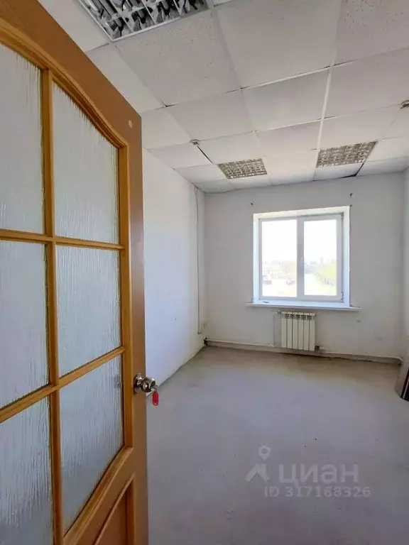 Офис в Алтайский край, Барнаул Звездная ул., 5А (15 м) - Фото 1