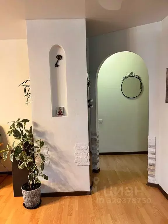 1-к кв. Карелия, Петрозаводск ул. Суворова, 21 (50.0 м) - Фото 1