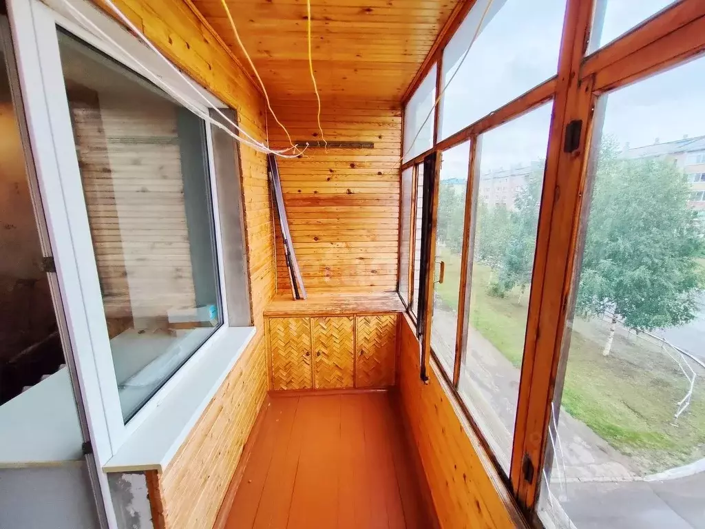 3-к кв. Архангельская область, Котлас ул. 70 лет Октября, 17 (59.3 м) - Фото 1