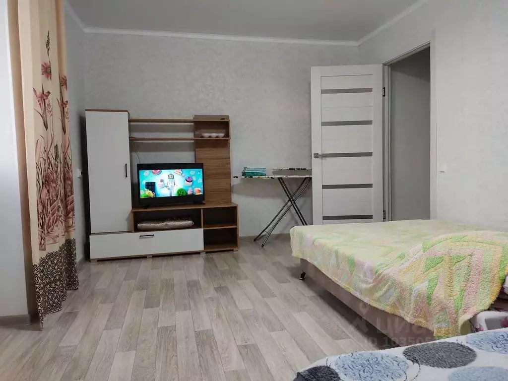 1-к кв. Крым, Евпатория ул. Эскадронная, 11 (35.0 м) - Фото 0