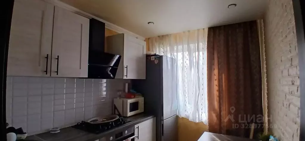 2-к кв. Самарская область, Тольятти бул. Ленина, 10 (53.5 м) - Фото 2