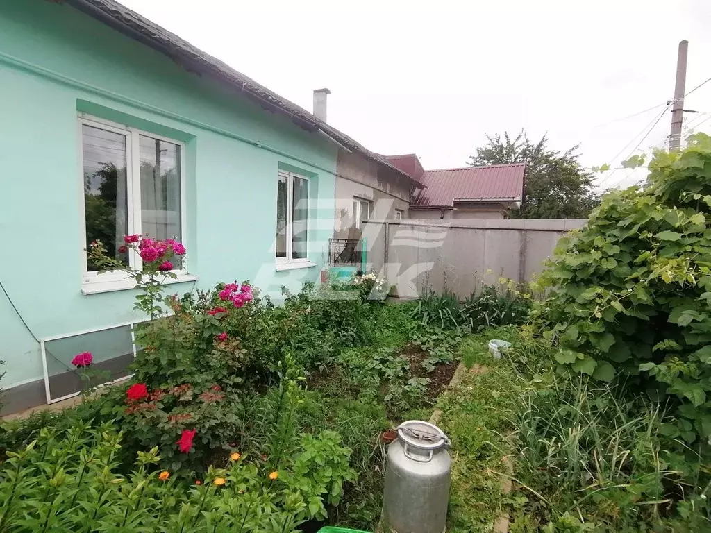 Дом в Курская область, Курск ул. Бойцов 9-й Дивизии (63 м) - Фото 1