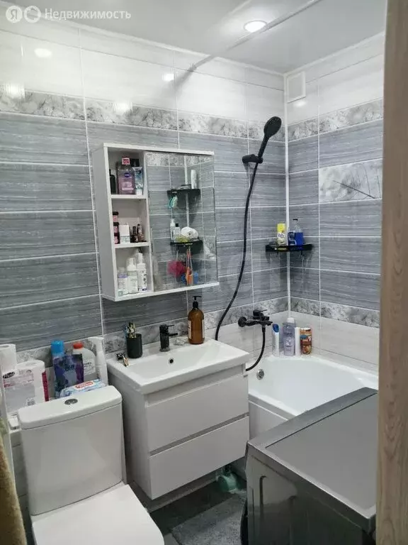 2-комнатная квартира: Тверь, набережная Афанасия Никитина, 84 (48.2 м) - Фото 1