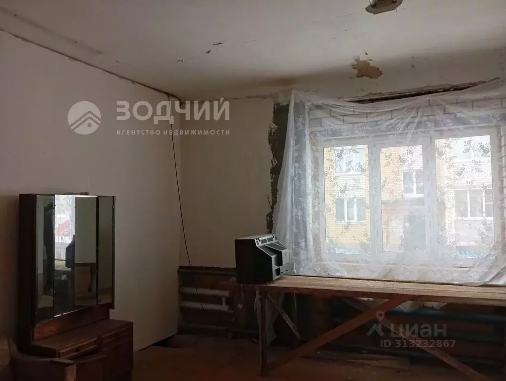 3-к кв. Чувашия, Урмары пгт пер. Некрасова, 6 (79.8 м) - Фото 0