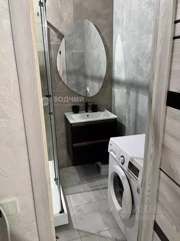 3-к кв. Чувашия, Канаш ул. Разина, 9 (62.1 м) - Фото 2