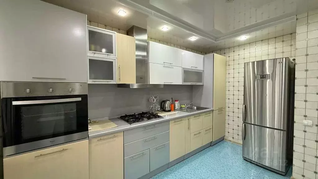 2-к кв. Мордовия, Саранск Мордовская ул., 3 (72.0 м) - Фото 0
