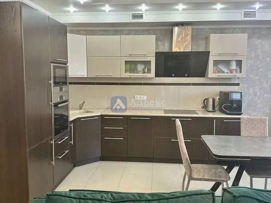 3-к кв. Тюменская область, Тюмень ул. Западносибирская, 12к1 (95.0 м) - Фото 2