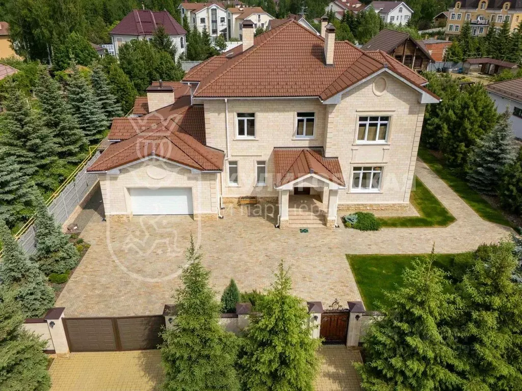 Коттедж в Свердловская область, Екатеринбург ул. Дарьинская, 13 (464 ... - Фото 1