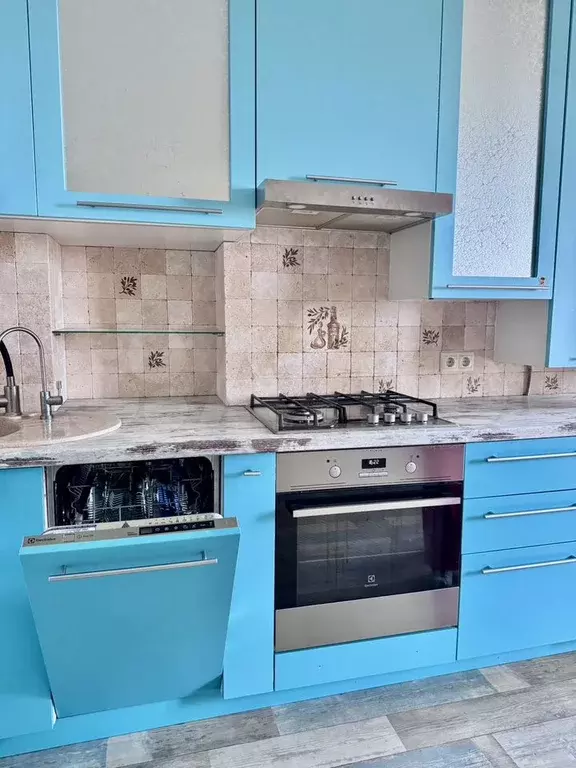 2-к. квартира, 70 м, 7/9 эт. - Фото 0