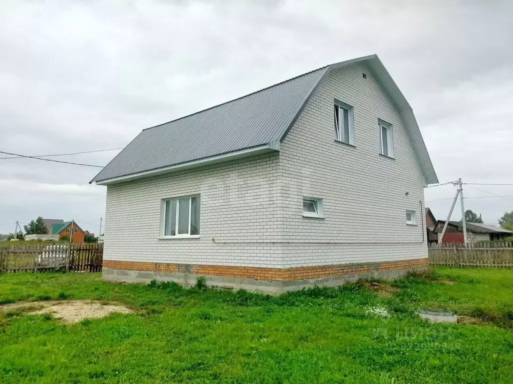 Дом в Алтайский край, Первомайский район, с. Зудилово Кленовая ул., 15 ... - Фото 1