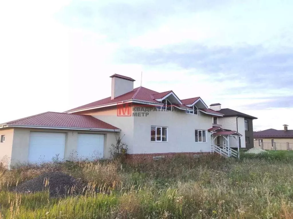 Дом в Белгородская область, Старооскольский городской округ, с. ... - Фото 0