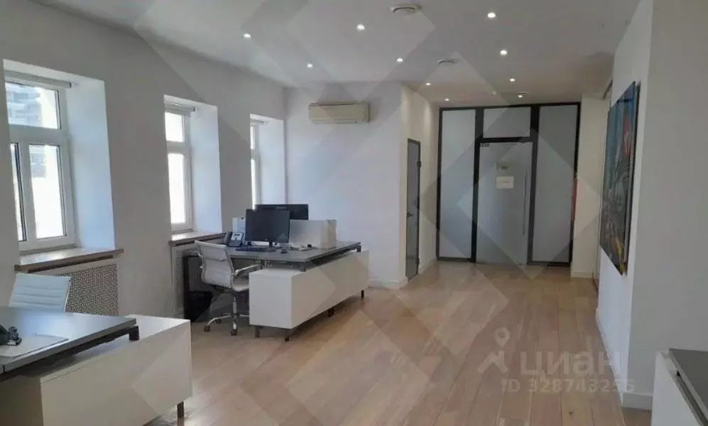 Офис в Москва ул. Большая Якиманка, 21 (187 м) - Фото 1