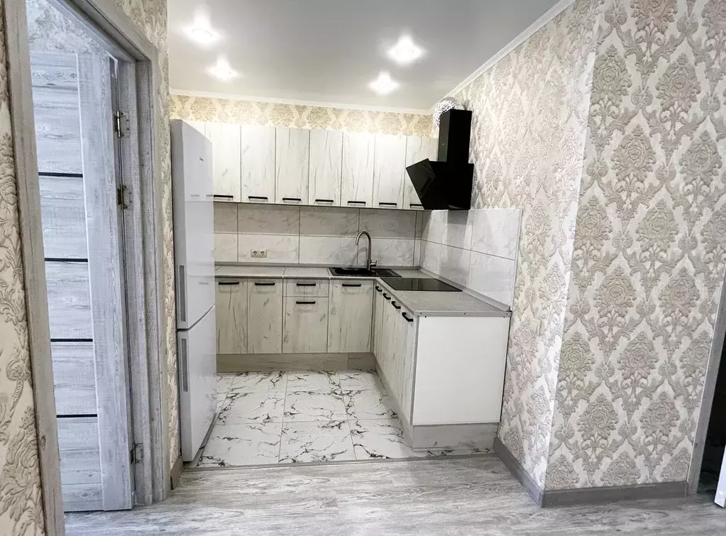 2-к кв. Саратовская область, Энгельс Энгельс-9 мкр, 3 (42.0 м) - Фото 2