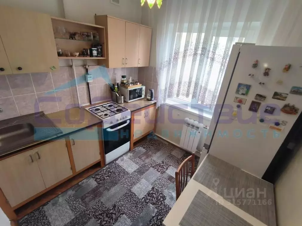 2-к кв. Омская область, Омск Полковая ул., 37 (45.4 м) - Фото 0