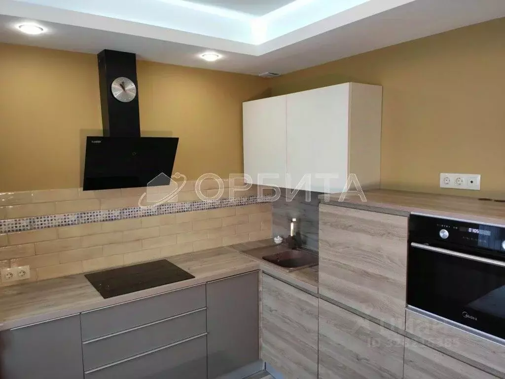 2-к кв. Тюменская область, Тюмень Советская ул., 65к1 (66.0 м) - Фото 2