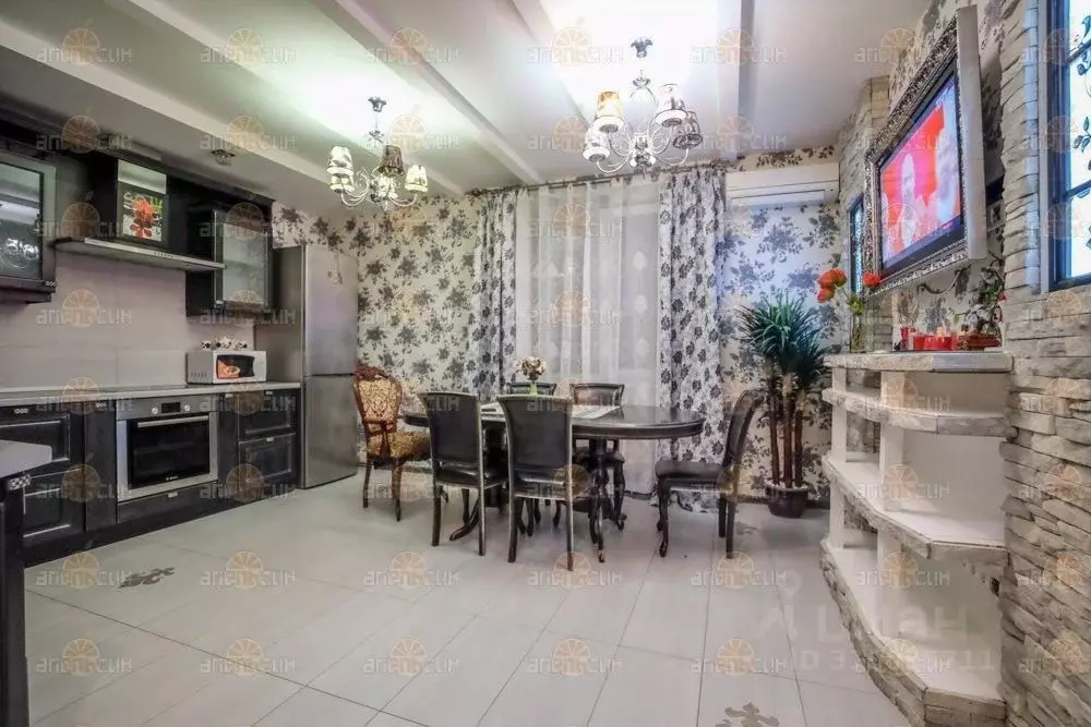 3-к кв. Ставропольский край, Ставрополь ул. Льва Толстого, 6 (101.2 м) - Фото 0