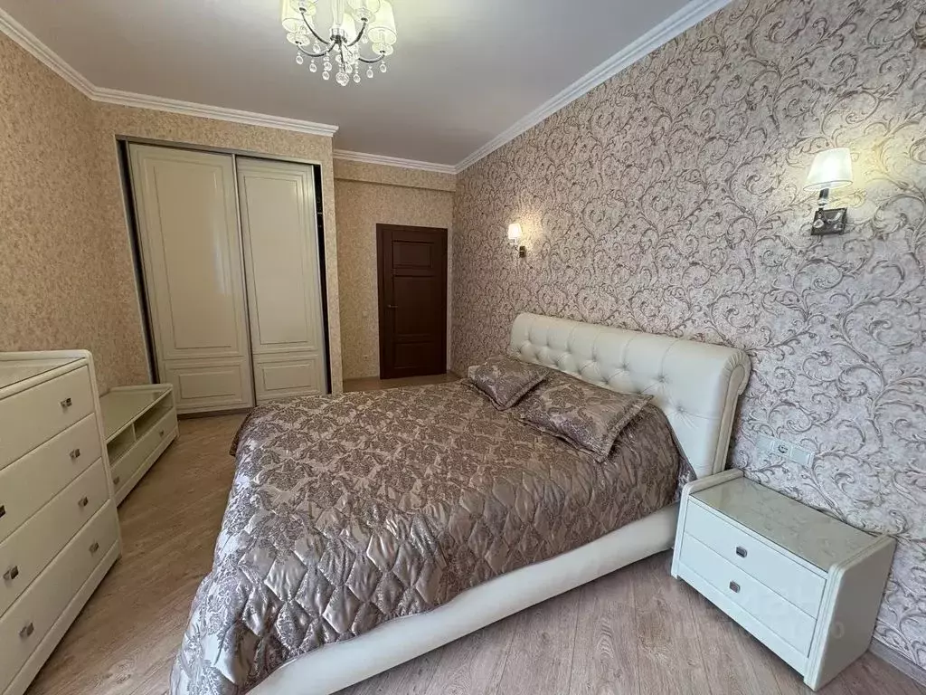 2-к кв. Краснодарский край, Геленджик Крымская ул., 3к2 (108.0 м) - Фото 0