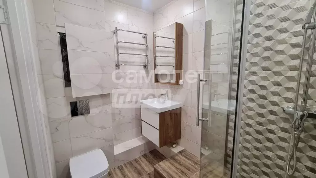 1-к. квартира, 41,7 м, 1/10 эт. - Фото 0