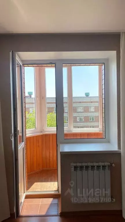 2-к кв. Омская область, Омск ул. Перелета, 7к3 (60.0 м) - Фото 0