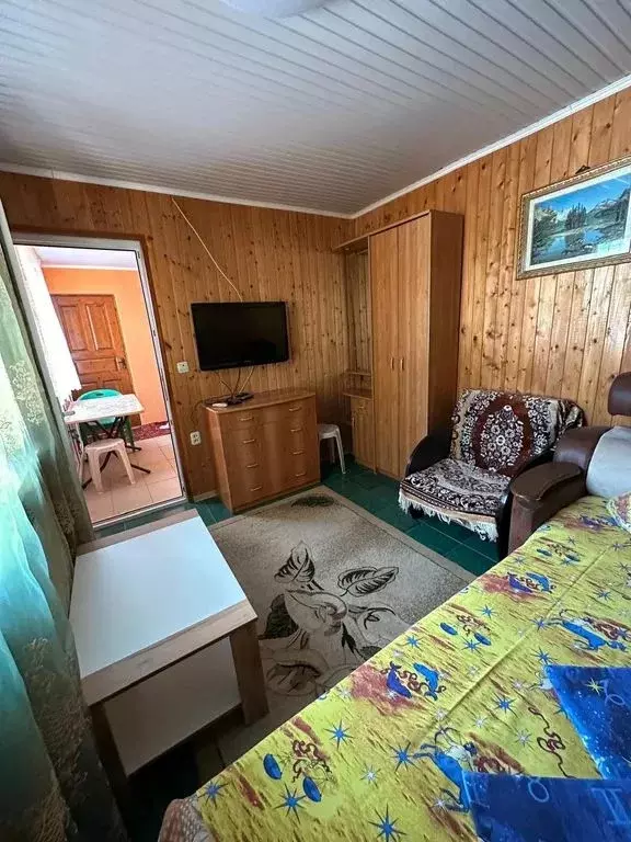 Комната Краснодарский край, Геленджик ул. Суворова, 46 - Фото 1