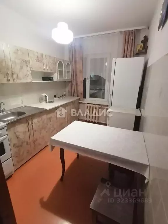 3-к кв. Бурятия, Улан-Удэ просп. Строителей, 62 (64.0 м) - Фото 1