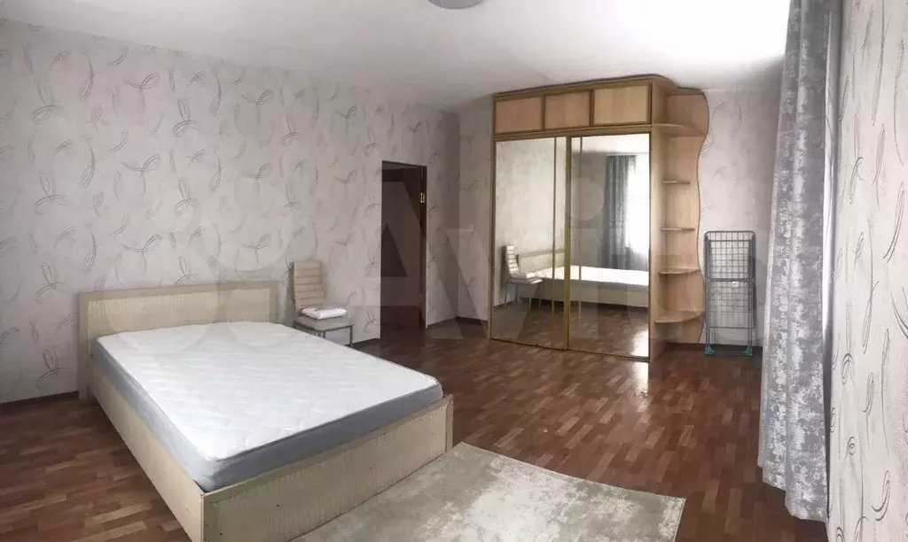 3-к. квартира, 90 м, 2/5 эт. - Фото 1