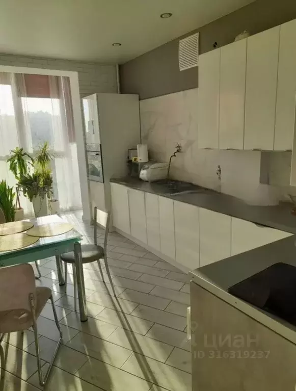 3-к кв. Калининградская область, Гурьевск бул. Рижский, 9 (77.0 м) - Фото 0