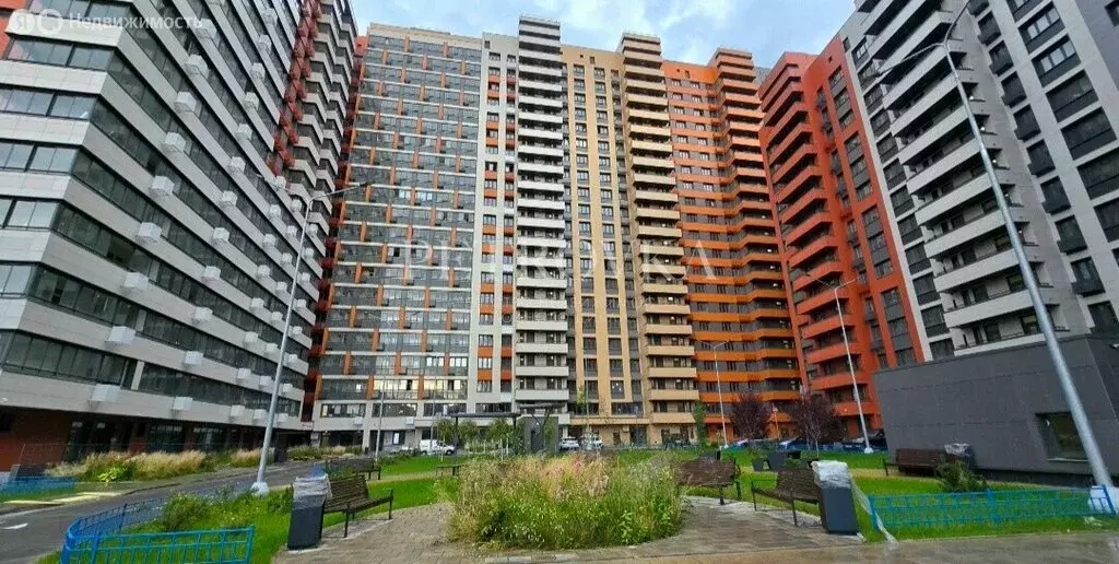 1-комнатная квартира: Москва, Новогиреевская улица, 5 (41 м) - Фото 1