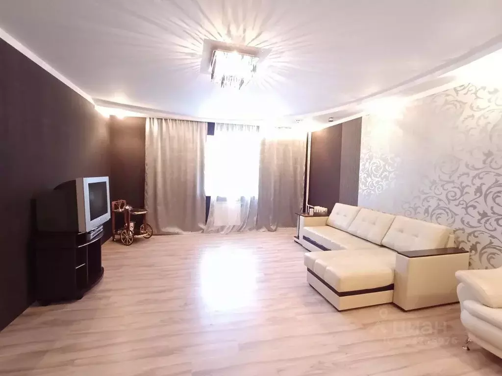 3-к кв. Башкортостан, Уфа ул. Цюрупы, 145/1 (82.6 м) - Фото 2