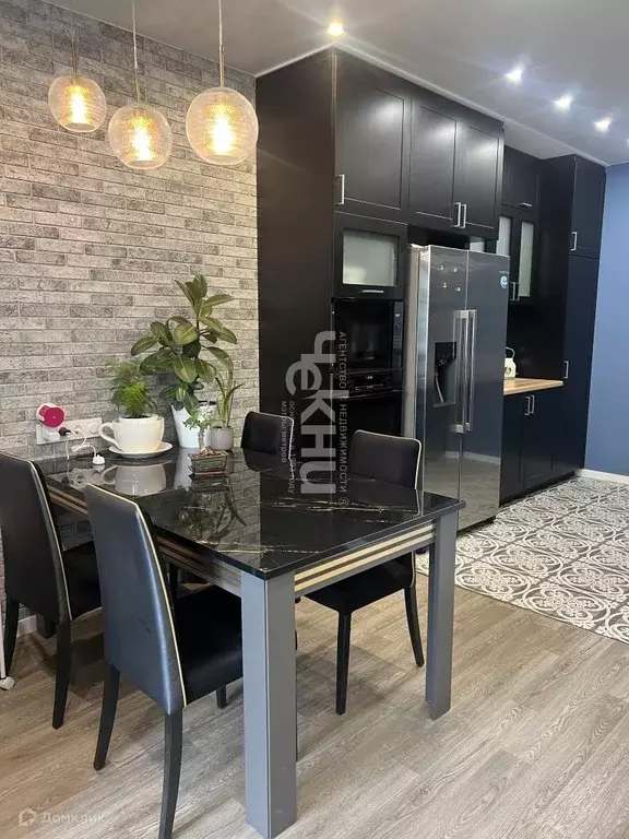 Продаётся 1-к квартира, 64.3 м - Фото 0