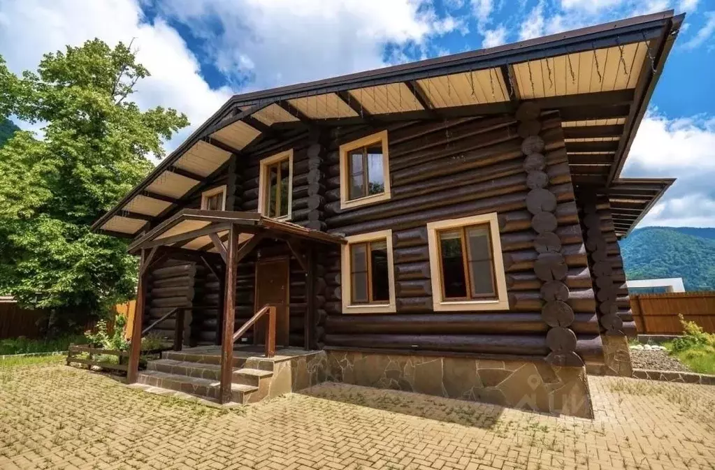 Дом в Краснодарский край, Сочи городской округ, с. Монастырь  (255 м) - Фото 1