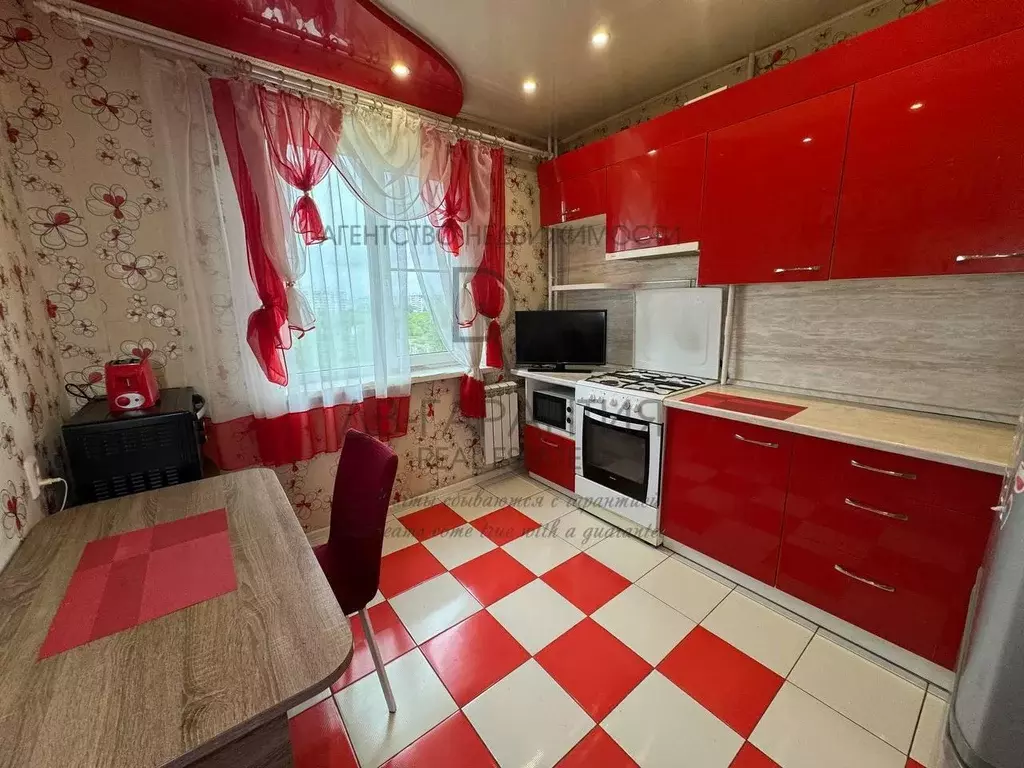 Квартира, 3 комнаты, 66 м - Фото 0