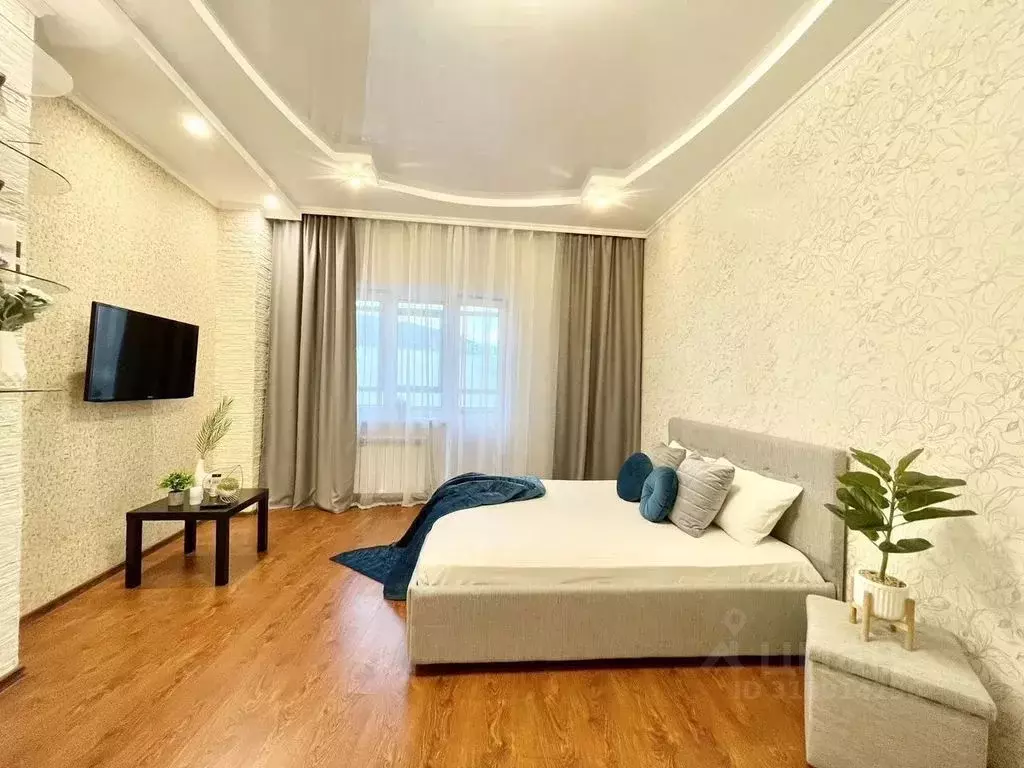 2-к кв. Татарстан, Казань ул. Сибгата Хакима, 17 (83.0 м) - Фото 1