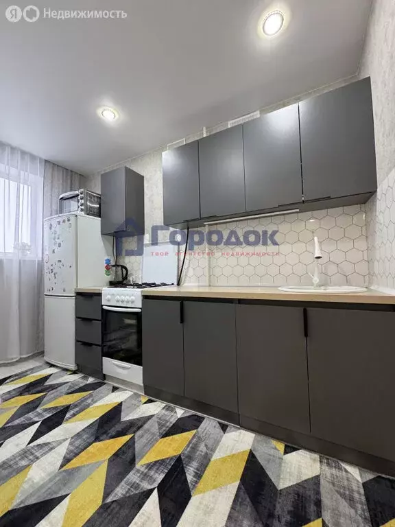 3-комнатная квартира: Каменск-Уральский, 2-я Рабочая улица, 14 (57.8 ... - Фото 1