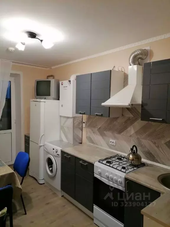 1-к кв. Брянская область, Брянск пер. Менжинского, 74 (37.0 м) - Фото 2