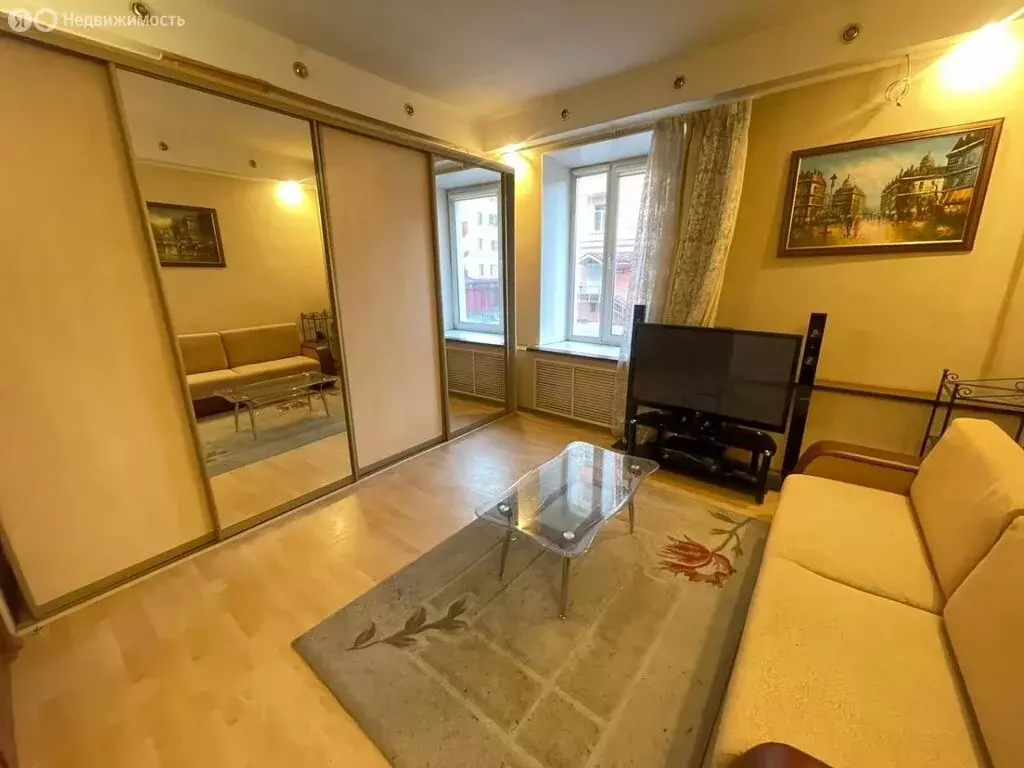 3-комнатная квартира: Мурманск, проспект Ленина, 72 (66 м) - Фото 1