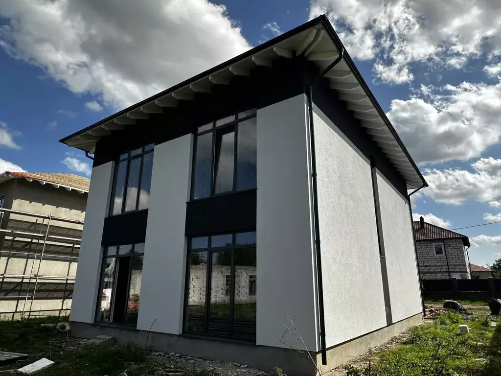 Дом в Калининградская область, Гурьевский муниципальный округ, пос. ... - Фото 1