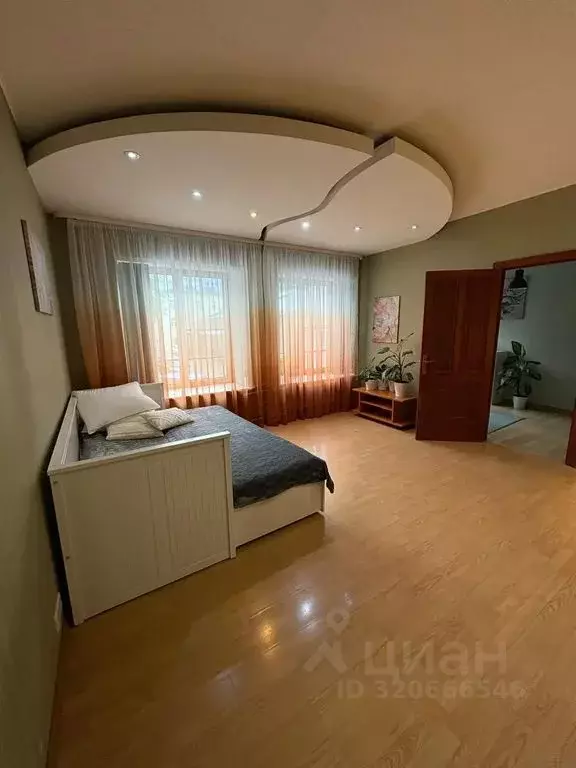 3-к кв. Ленинградская область, Выборг просп. Ленина, 18 (110.0 м) - Фото 0
