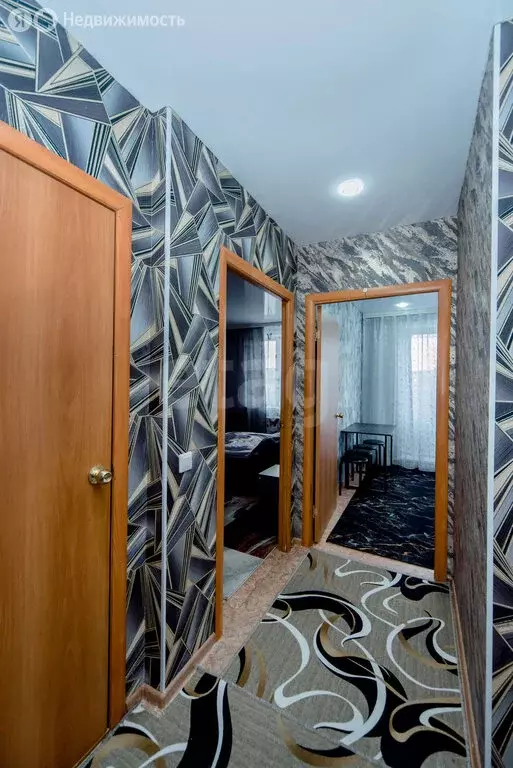 2-комнатная квартира: Бийск, улица Александра Матросова, 31 (47 м) - Фото 2