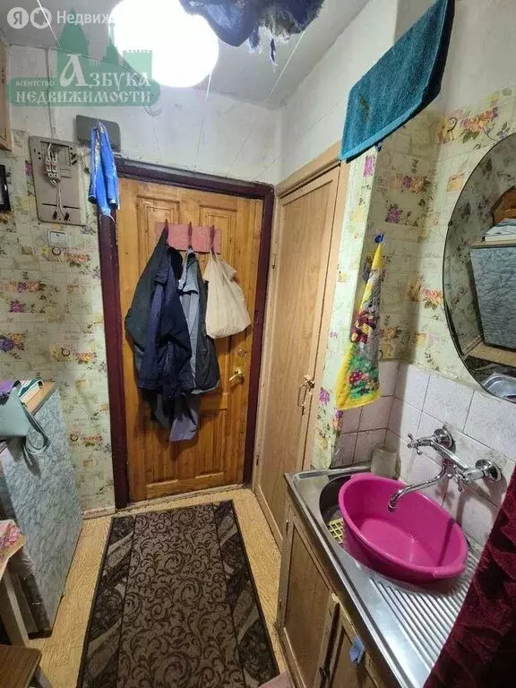 1-комнатная квартира: Смоленск, улица Шевченко, 63 (12.3 м) - Фото 0